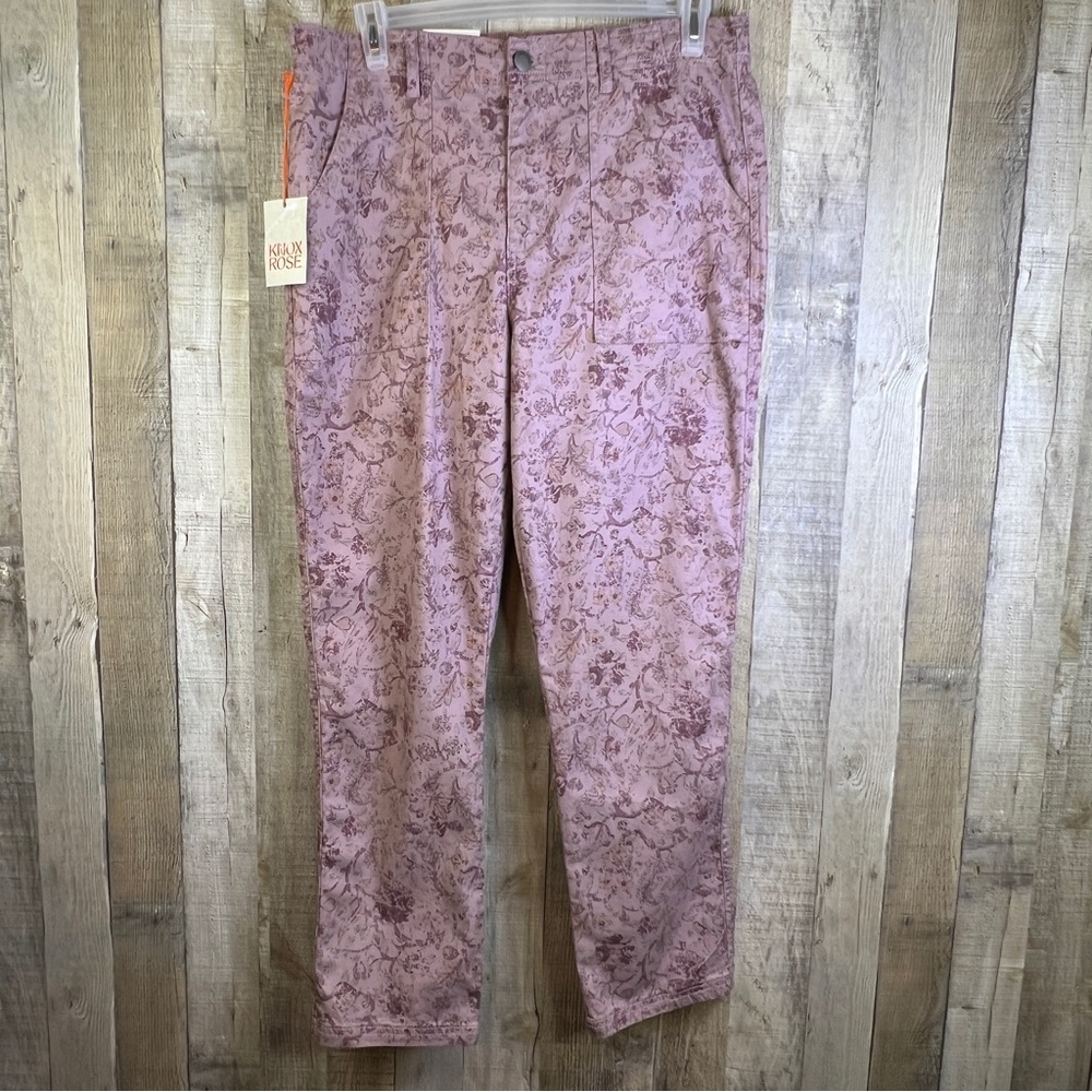 Knox Rose Large Floral Rose Print High Rise Straight Leg Pants with Pockets
